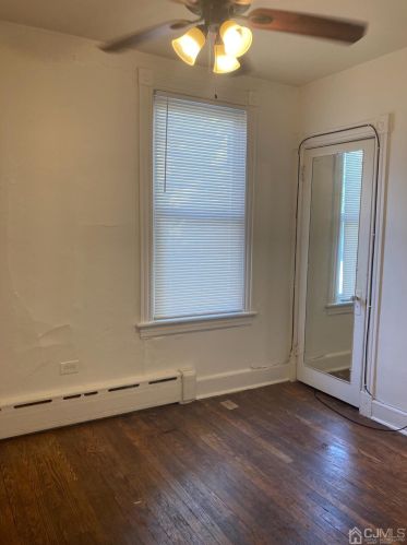 72 Duke St, New Brunswick NJ 08901-1707 exterior