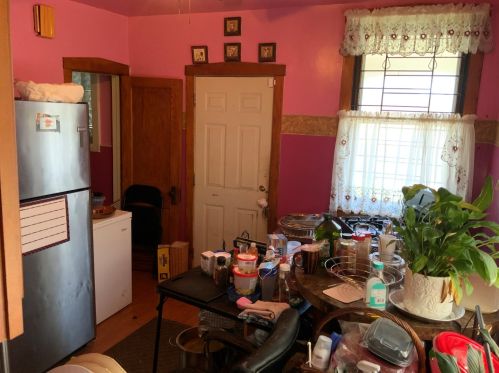 1305 Mayfield Ave, Chicago IL 60638-4405 exterior