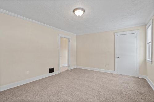 819 Berwin Ave, Pittsburgh PA 15226-1620 exterior