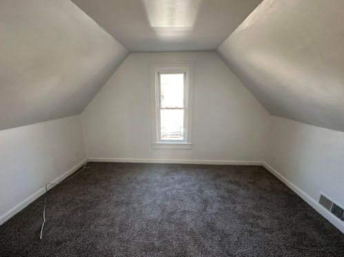 267 Myrtle Ave, Meskegon MI  49442-3290 exterior