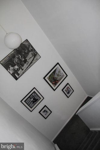 6 Rebecca Ct, Trenton NJ 08628-3339 exterior