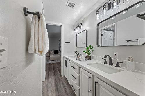 394 Redfield Rd, Chandler AZ 85225-1023 exterior