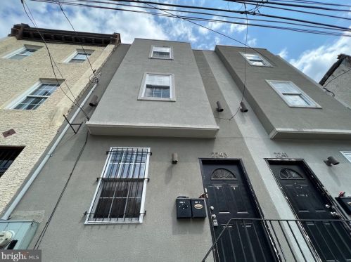 2243 Camac St, Philadelphia PA 19148-4314 exterior