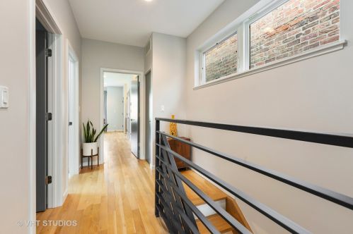 2237 Erie St, Chicago IL 60644-1714 exterior