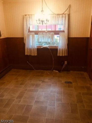 754 Linden Ave, Rahway NJ 07065-3625 exterior