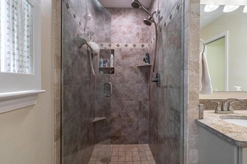 3559 Hidden Acres Dr, Atlanta GA 30340-4449 exterior