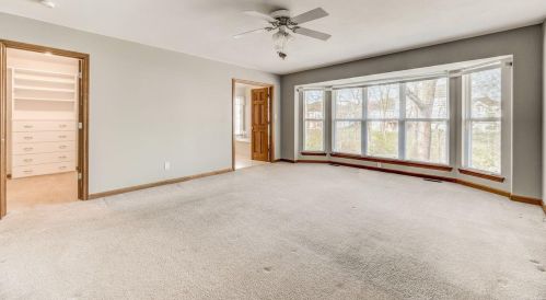 2724 Denacre Dr, Saint Louis MO 63129-4925 exterior