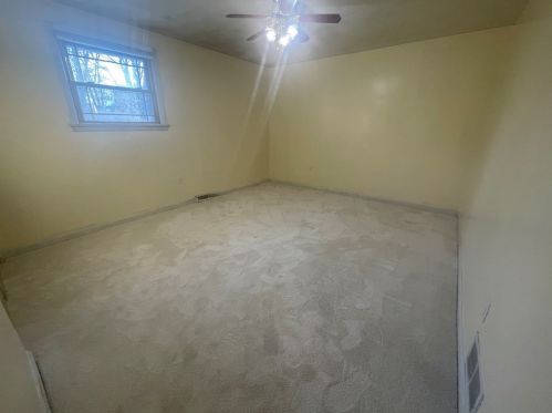 6611 Brownsville Rd, Pittsburgh PA  15236-3534 exterior