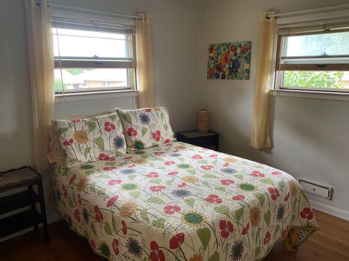 6209 Kinnickinnic Riv Pkwy, Milwaukee WI 53219-3011 exterior