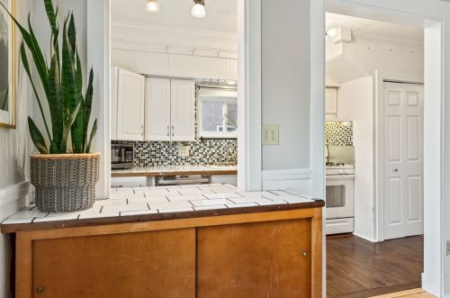 4128 Gladstone St, Pittsburgh PA 15207-1424 exterior