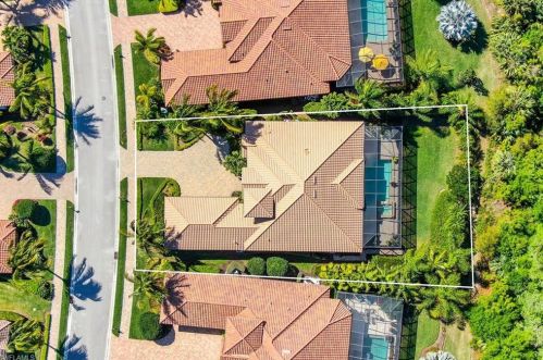 6473 Costa Cir, Naples FL 34113-1700 exterior