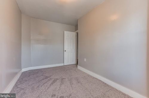 5006 Franklin St, Philadelphia PA 19122-1322 exterior