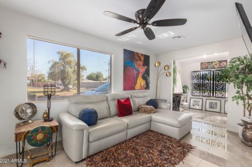 1118 Colter St, Phoenix AZ 85018-1640 exterior