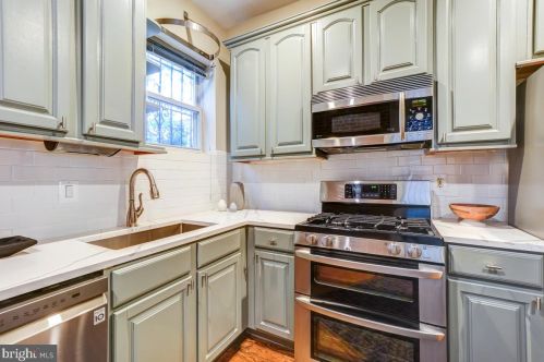 1434 F St, Washington DC 20002-4530 exterior