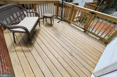 7426 Piney Branch Rd, Silver Spring MD 20901-4352 exterior