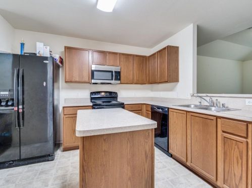 6807 Clark Vista Dr, Dallas TX  75236-5811 exterior