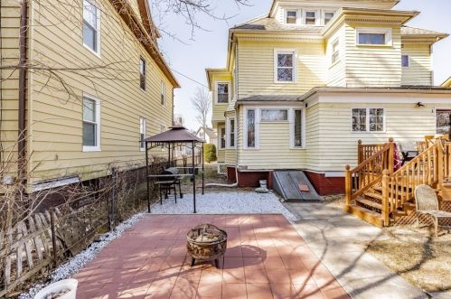 169 Westminster St, Springfield MA 01109-3923 exterior