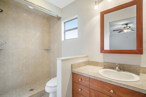 15503 Bear Crk Dr, Tampa FL 33624-1701 exterior