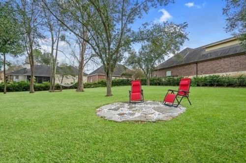 135 April Breeze St, Montgomery TX 77356-5882 exterior