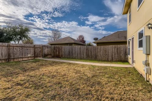 4623 Credo Ln, Austin TX  78725-2929 exterior