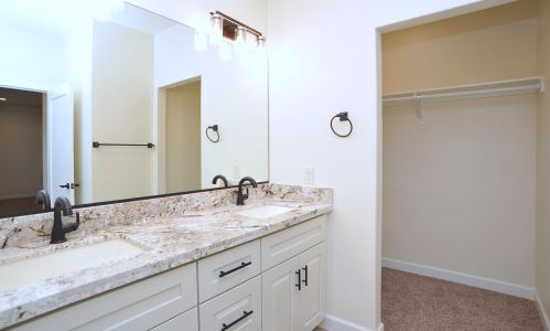 5233 Bellevue St, Tucson AZ 85712-5158 exterior