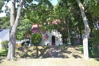 1216 Hamlin Pl, Jackson, MI 49201-1834