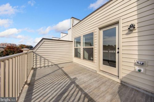 5134 Randolph Rd, Rockville MD 20852-2242 exterior