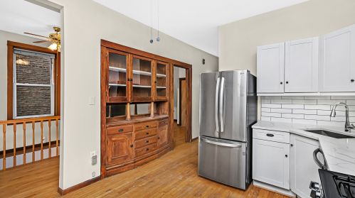 3244 Monticello Ave, Chicago IL 60618-6614 exterior