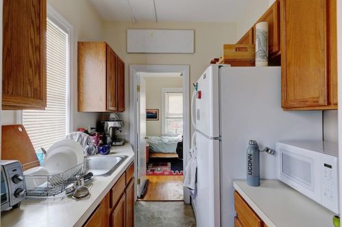 141 Governor St, Providence RI 02906-3058 exterior