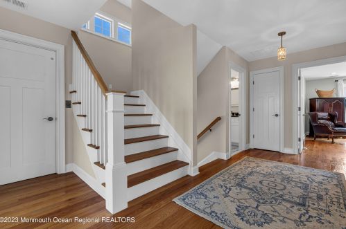 302 Trenton Ave, Point Pleasant Beach NJ 08742-2529 exterior