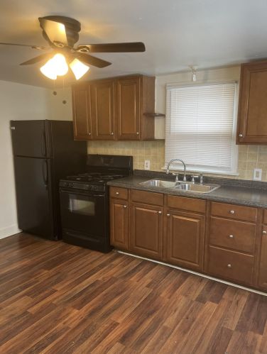 1232 Francis Ave, Meskegon MI  49442-4166 exterior