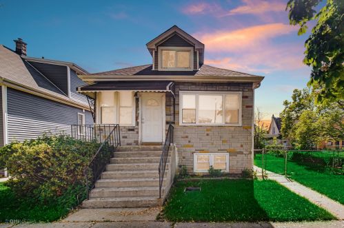 2931 75th Ct, Chicago, IL 60707-1124