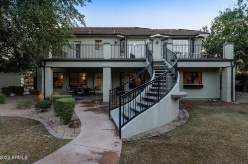 4822 Avenida Del Rey, Phoenix AZ  85083-2203 exterior