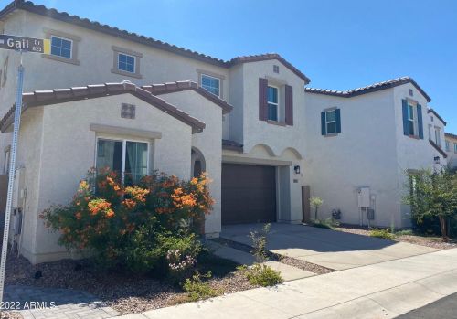 823 Gail Dr, Chandler AZ  85225-1715 exterior