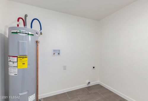 18 President St, Tucson AZ  85714-1311 exterior