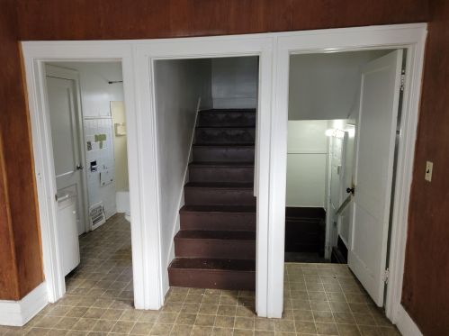 1728 Manz St, Meskegon MI 49442-5706 exterior