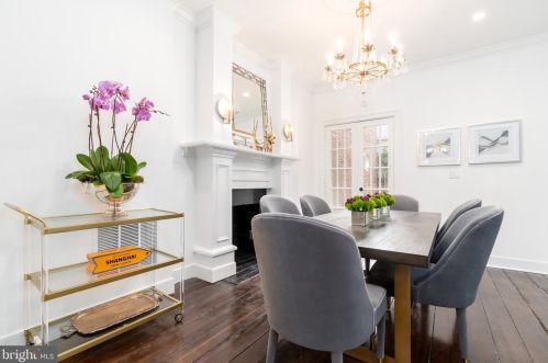 111 Prince St, Alexandria VA 22314-2934 exterior