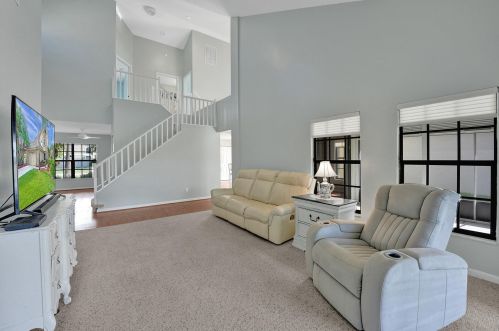 6876 Bitterbush Pl, Boynton Beach FL 33472-2902 exterior