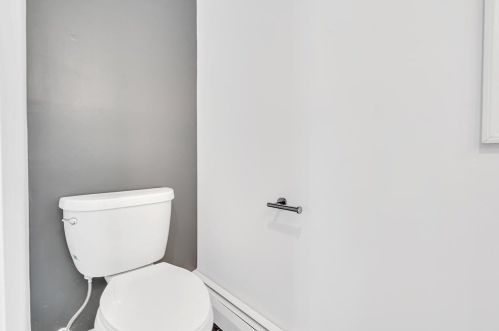 1120 Farmingdale Rd, Jackson Twp NJ  08527-1380 exterior