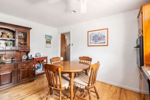 187 Seabreeze Ave, Middletown NJ 07748-5550 exterior