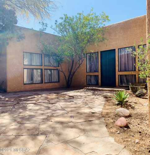 2936 Elm St, Tucson, AZ 85716-3549