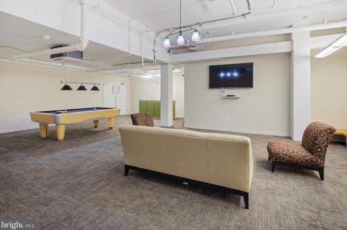 1900 Hamilton St, Philadelphia PA 19130-3889 exterior