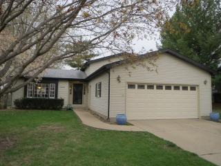 5412 Chasefield Cir, Volo, IL 60050-5907