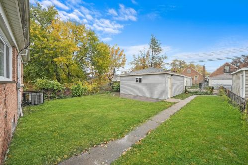 522 88th Pl, Chicago IL  60619-6826 exterior