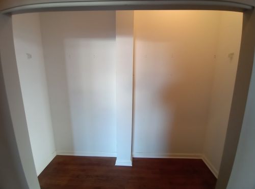 4037 Pulaski Rd, Chicago IL  60641-2456 exterior