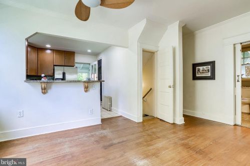 1801 Commonwealth Ave, Alexandria VA 22301-1403 exterior