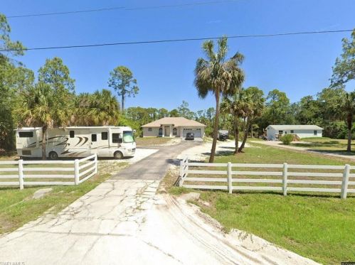 2695 14th Ave, Naples, FL 34120-5597