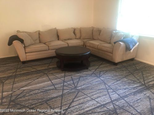 416 Brookside Ave, Oakhurst NJ  07755-1402 exterior