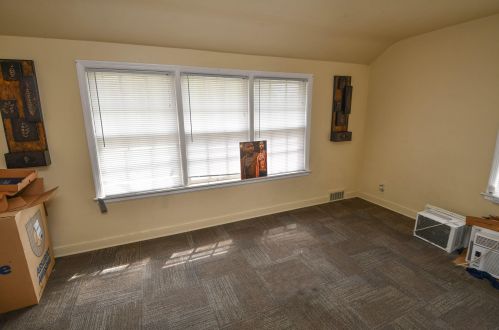 4849 Mohawk Ave, Milwaukee WI 53217-5034 exterior