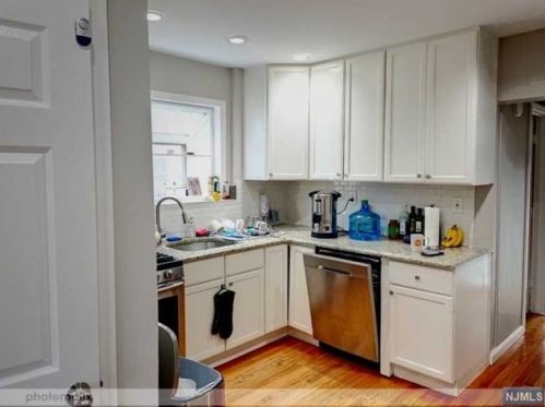 841 Ester Ave, Teaneck NJ  07666-2557 exterior